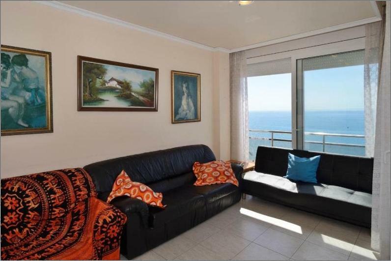 Apartament Ima โยเรตเดมาร์ ภายนอก รูปภาพ